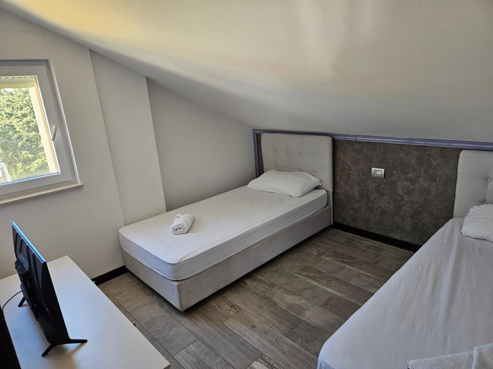 Kristal Paris Resort Новалья Экстерьер фото